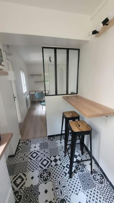 Maisonnette Avec Jardin Proche Paris Сен-Манде Екстериор снимка